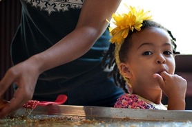 wave-hill-honey-tasting-credit-joshua-bright_1.jpg__524x349_q85_crop_upscale